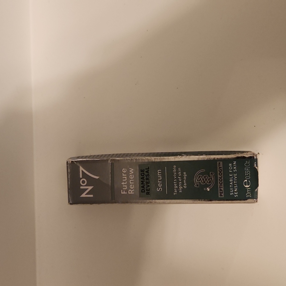 No7 future renew damage reversal serum